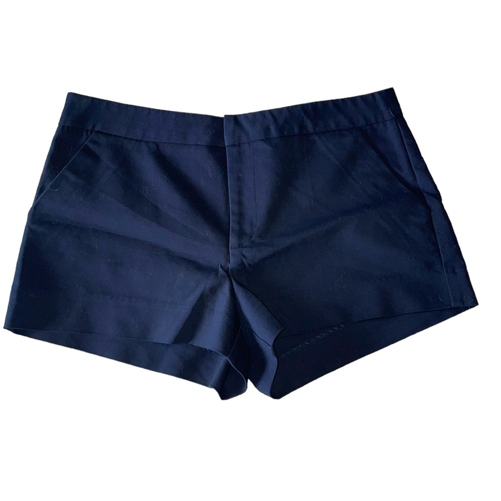 FOREVER 21 navy blue cotton/polyester shorts in women’s size small